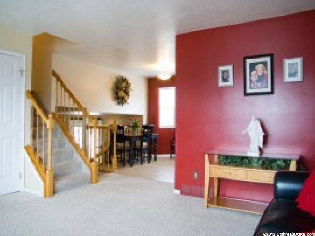 8917 Greenwich Ln, Sandy, UT 84093 — photo 6