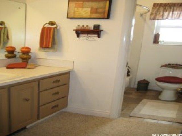 782 W 4050 N, Pleasant View, UT 84414 — photo 8
