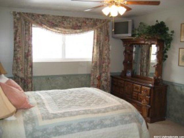 782 W 4050 N, Pleasant View, UT 84414 — photo 9