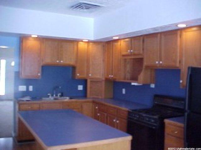 4860 S 2500 W, Roy, UT 84067 — photo 6