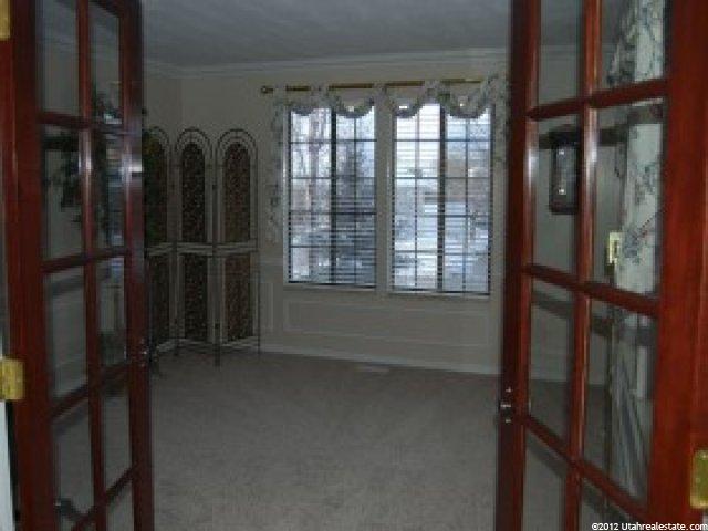 835 Edgewood Dr, South Ogden, UT 84403 — photo 3