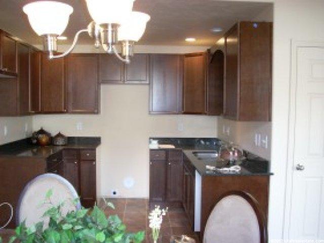 276 W 650 N, Centerville, UT 84014 — photo 4