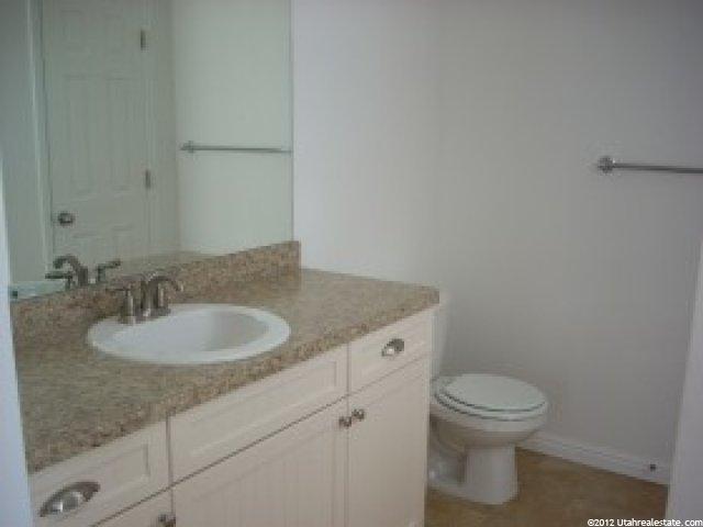 327 W 650 N #F, Centerville, UT 84014 — photo 6