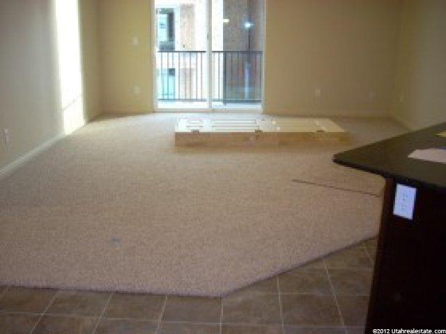 327 W 650 N #H, Centerville, UT 84014 — photo 2
