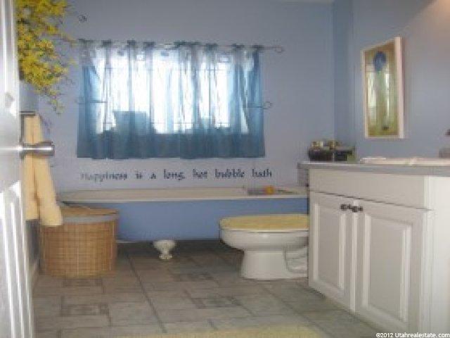 190 S 1380 E, Hyrum, UT 84319 — photo 5