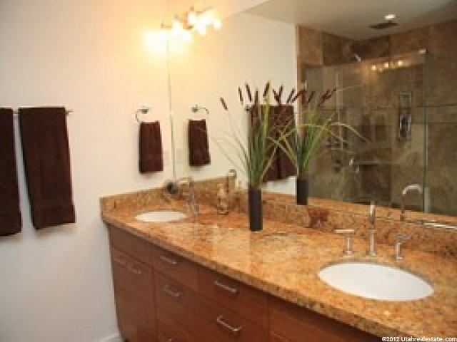 871 Monument Park Cir, Salt Lake City, UT 84108 — photo 9