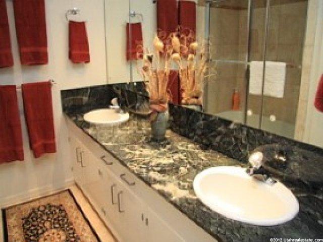 871 Monument Park Cir, Salt Lake City, UT 84108 — photo 10