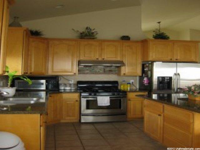591 E Oakview Ct, North Salt Lake, UT 84054 — photo 7