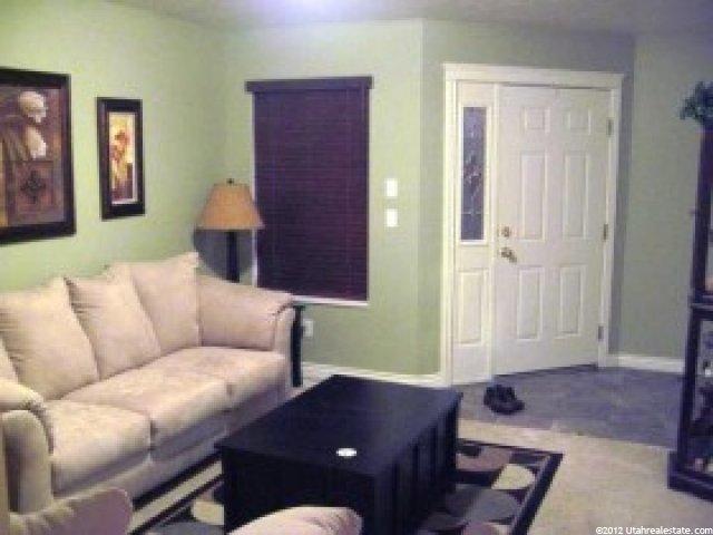 634 E Clearwater Dr, Layton, UT 84041 — photo 2