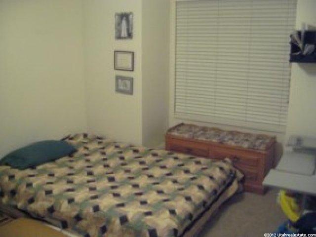 634 E Clearwater Dr, Layton, UT 84041 — photo 9