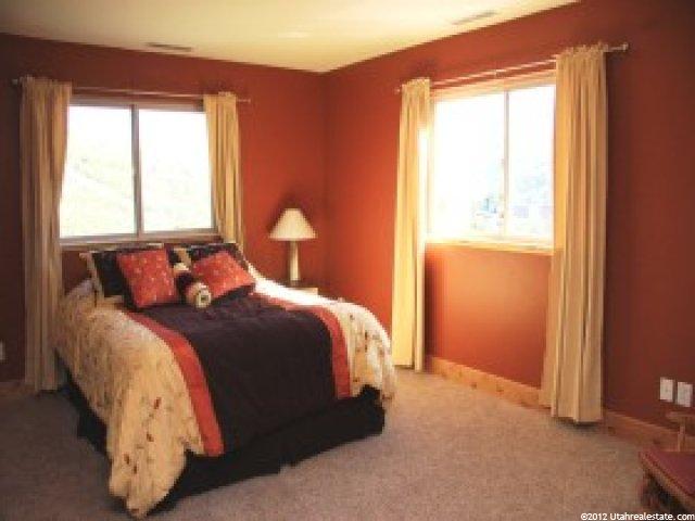 6017 E Pioneer Fork Rd S, Salt Lake City, UT 84108 — photo 9