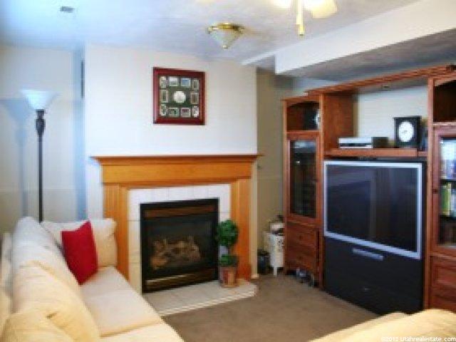 2092 N 1300 W, Clinton, UT 84015 — photo 4