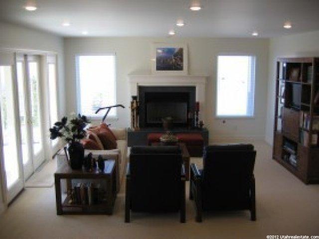 3804 S Highland Ct E, Bountiful, UT 84010 — photo 2