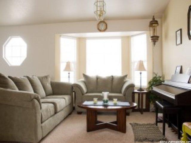 373 Wildflower Cir, Ogden, UT 84404 — photo 2