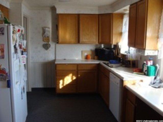 570 E 300 S, Clearfield, UT 84015 — photo 4