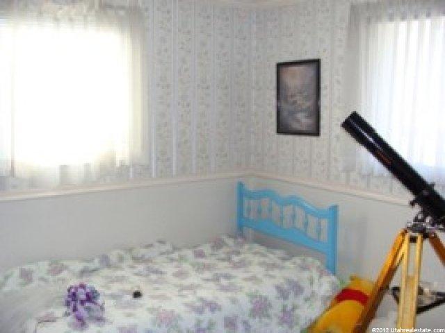 570 E 300 S, Clearfield, UT 84015 — photo 6