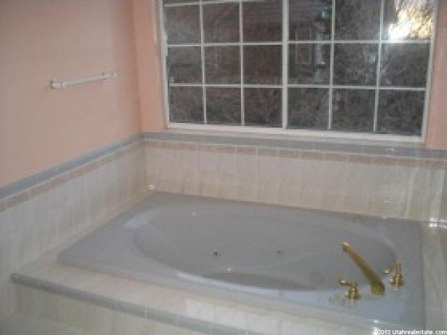 4207 Skyline Dr, Ogden, UT 84403 — photo 8