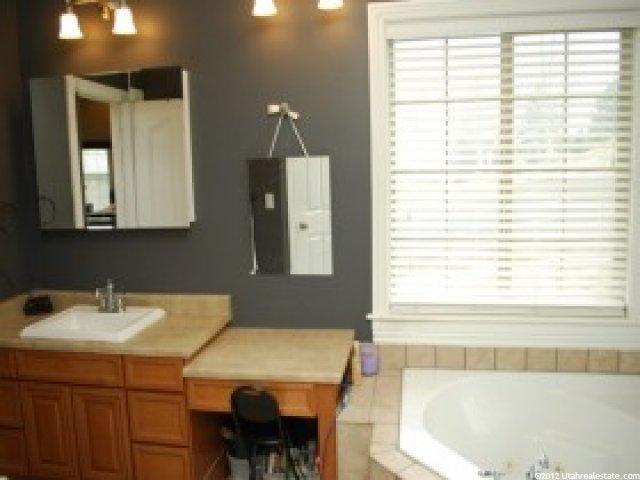 456 E 3525 N, North Ogden, UT 84414 — photo 8