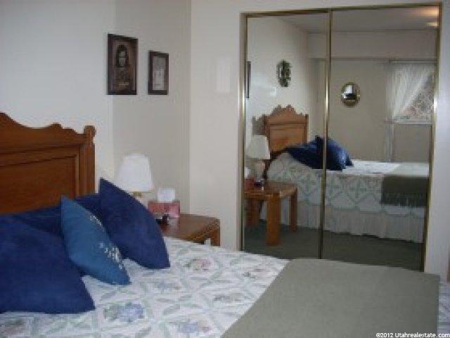1283 N 575 W, Clinton, UT 84015 — photo 5