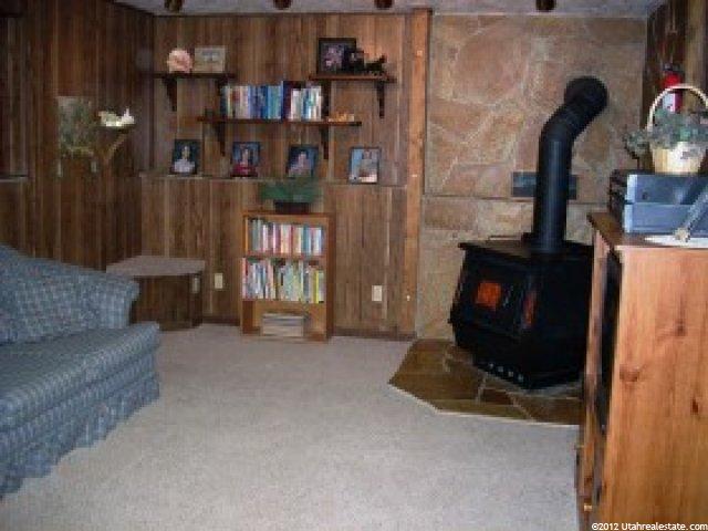 1283 N 575 W, Clinton, UT 84015 — photo 9