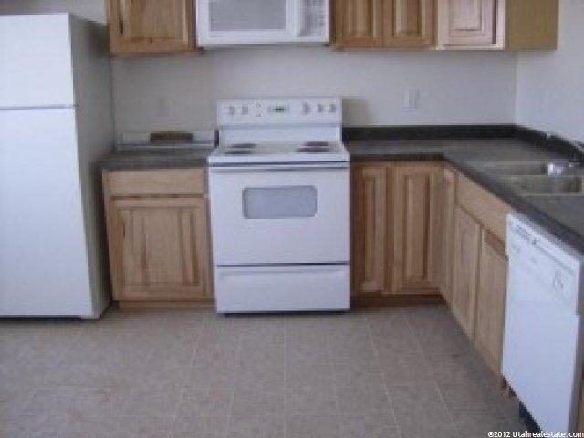 327 E 1220 S #A, Vernal, UT 84078 — photo 3