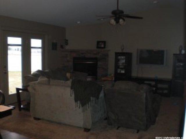 1277 W 955 N, Clinton, UT 84015 — photo 4