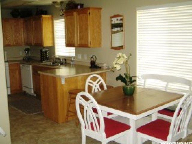 415 S 675 W, Centerville, UT 84014 — photo 4