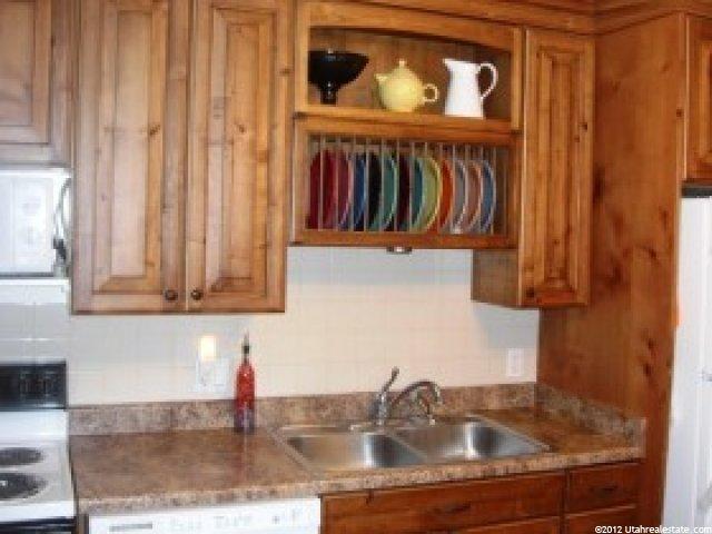 1257 Marilyn Dr, Layton, UT 84041 — photo 5