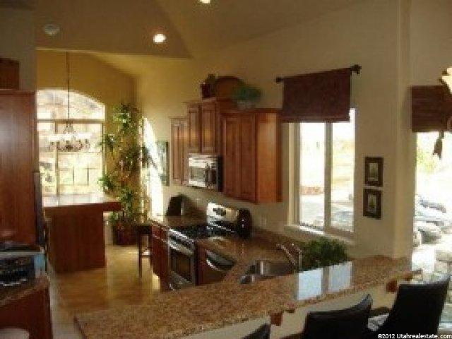 335 E Nechatel Dr S, Draper, UT 84020 — photo 3