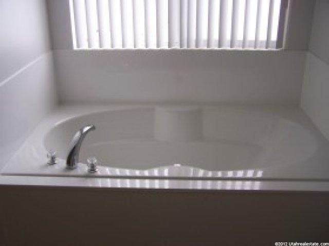2004 E Stoneleigh Dr S, Draper, UT 84020 — photo 4