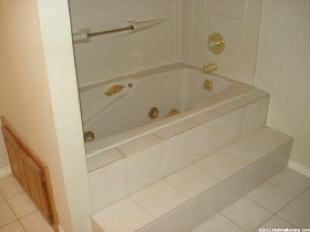 2561 E 1980 N, Layton, UT 84040 — photo 6