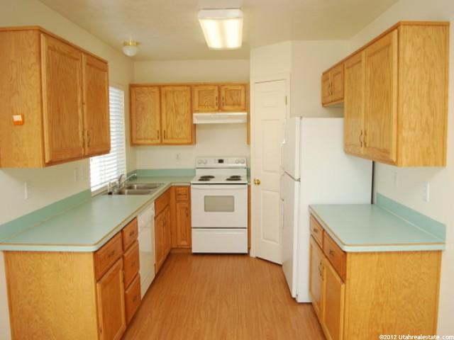 1074 E Canfield, Ogden, UT 84404 — photo 3
