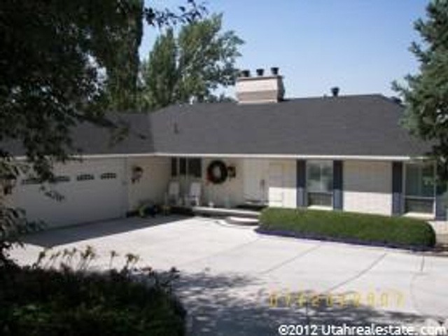 2427 Woodland Dr, South Ogden, UT 84403