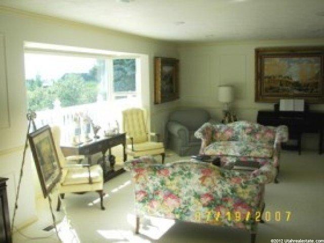 2427 Woodland Dr, South Ogden, UT 84403 — photo 4