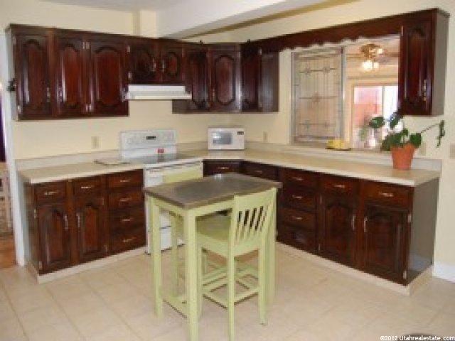 560 E 100 S, Bountiful, UT 84010 — photo 4
