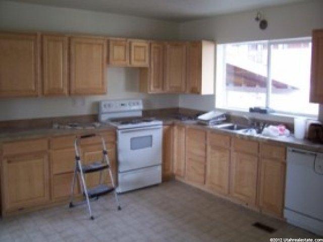 830 N Jackson Ave, Ogden, UT 84404 — photo 4