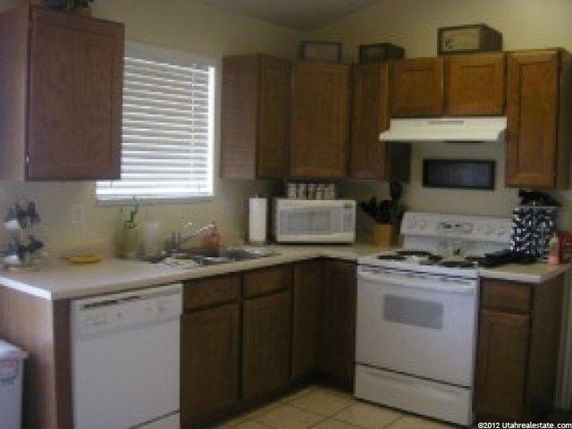 1999 N 1615 W, Clinton, UT 84015 — photo 3