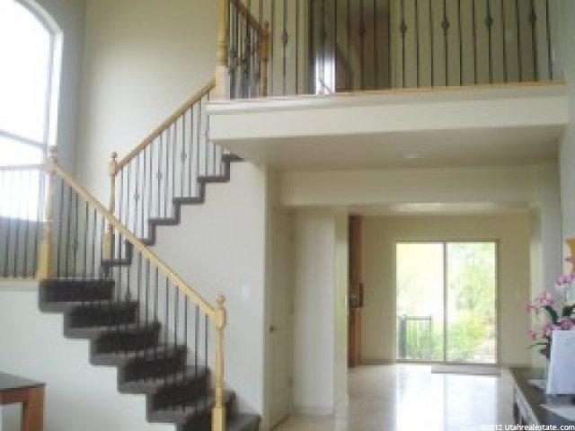 1092 E Benchview Dr, Ogden, UT 84404 — photo 2