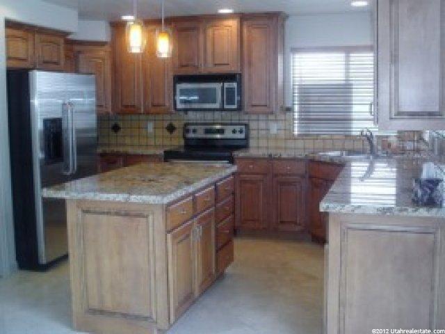 1092 E Benchview Dr, Ogden, UT 84404 — photo 4