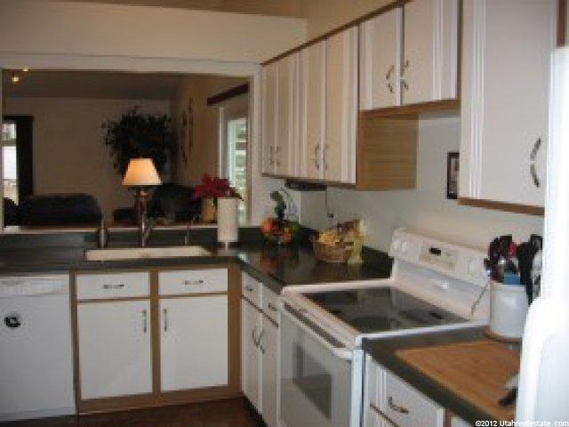 3478 S Hackberry Pl, Magna, UT 84044 — photo 3