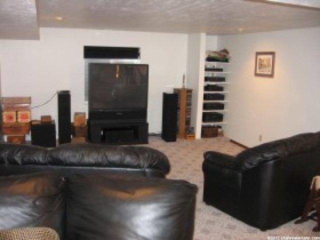 3478 S Hackberry Pl, Magna, UT 84044 — photo 8