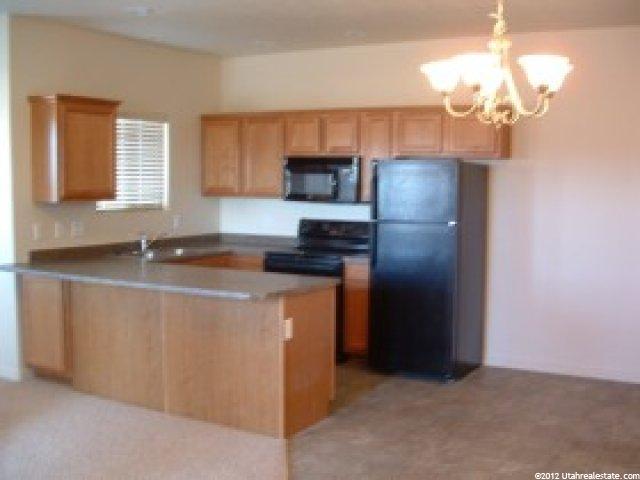 392 E 700 S, Vernal, UT 84078 — photo 5