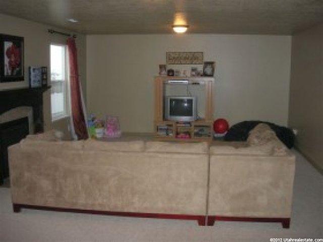 787 W 25 N, Clearfield, UT 84015 — photo 3