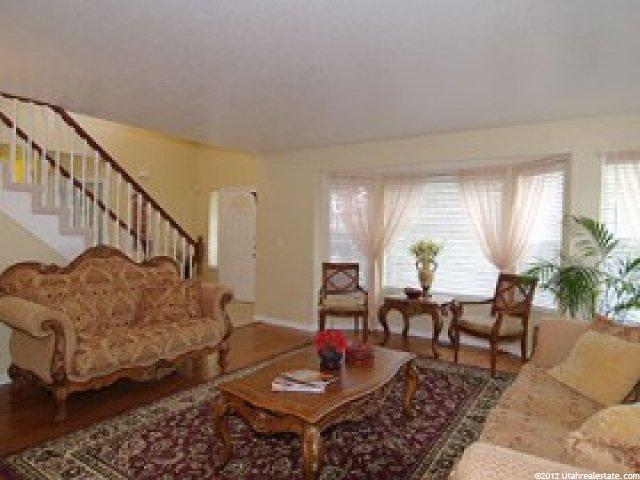 196 E Cranberry Dr, Draper, UT 84020 — photo 2