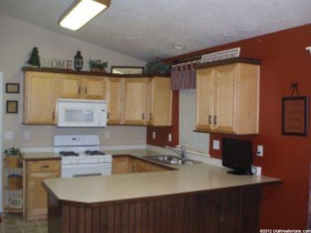 106 S 1250 E, Hyrum, UT 84319 — photo 2