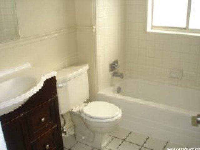 235 W 200 N, Bountiful, UT 84010 — photo 4