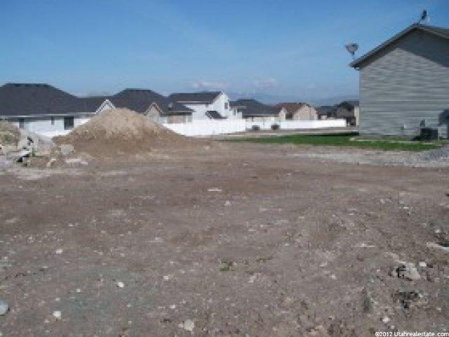 2321 N Black Walnut Dr #30, North Logan, UT 84341 — photo 2