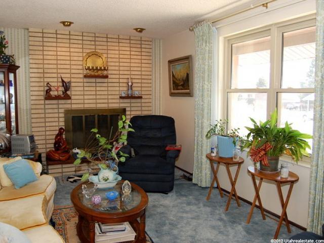 883 E 2000 N, Layton, UT 84040 — photo 2