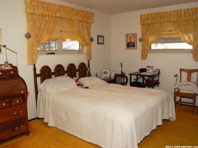 883 E 2000 N, Layton, UT 84040 — photo 12