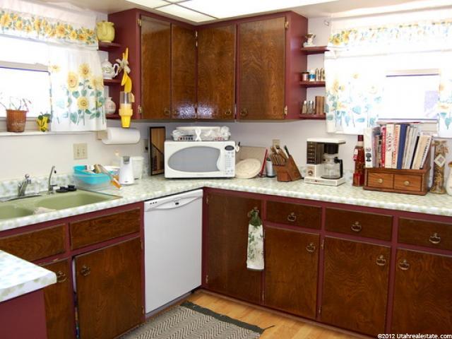 883 E 2000 N, Layton, UT 84040 — photo 4